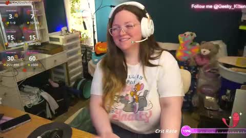 Snapshot of geeky_kitten chatting on October 2025 01:23:01 PM Geeky Kitten Leina -  online show from October 2025 01:23:01 PM