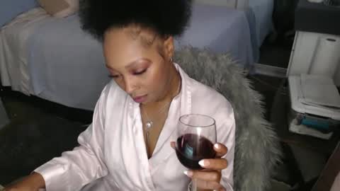 Snapshot of geishapaige chatting on September 2025 07:12:01 AM The Empress online show from September 2025 07:12:01 AM