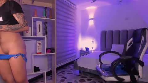 Gemma online show from December 2025 05:49:01 AM