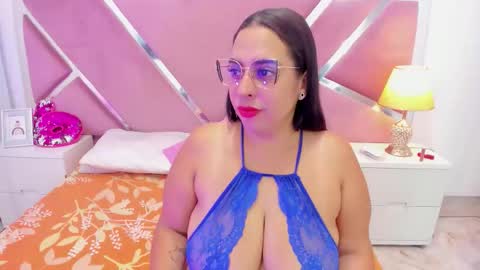 geminisclark online show from October 2025 12:31:01 PM