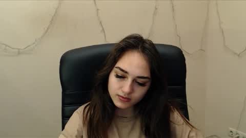 Gemma online show from February 2025 06:39:01 AM