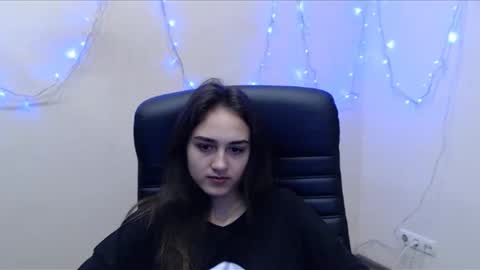 Gemma online show from February 2025 06:26:02 AM