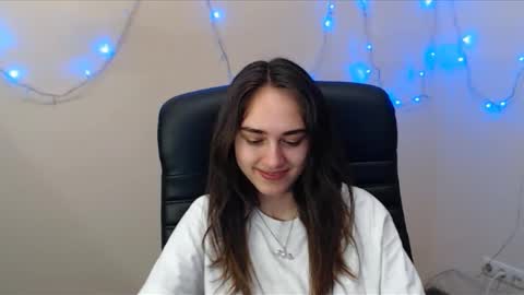 Gemma online show from March 2025 06:21:01 AM