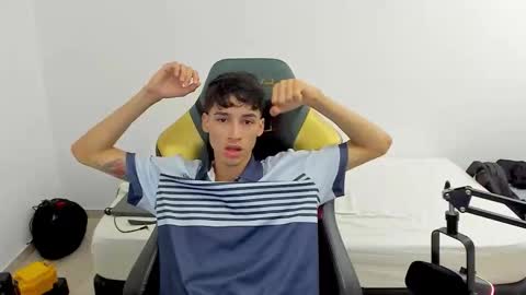 Snapshot of gendo_05 chatting on February 2026 02:37:01 PM GENDO online show from February 2026 02:37:01 PM