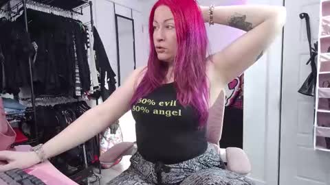 Genny Rock   and  online show from February 2026 03:06:01 PM