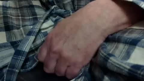 gent063 online show from November 2025 01:04:02 PM