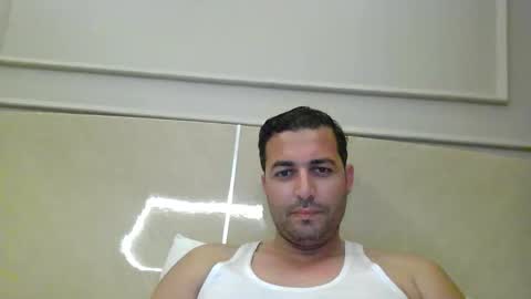 genteldevil online show from November 2025 05:57:01 PM