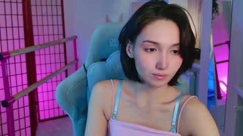 gentlemusee online show from November 2025 07:23:02 PM