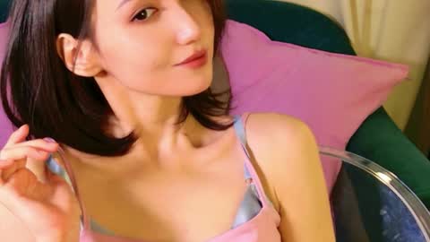 gentlemusee online show from April 2026 07:20:02 AM