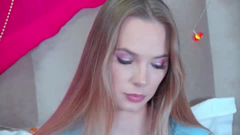 GentleRossi online show from September 2025 05:38:01 PM