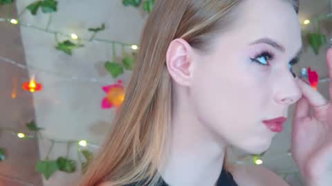 GentleRossi online show from October 2025 03:33:01 PM