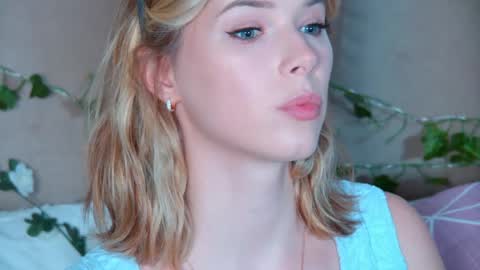 GentleRossi online show from June 2026 02:11:01 PM