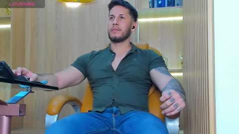 George online show from November 2025 08:33:02 PM