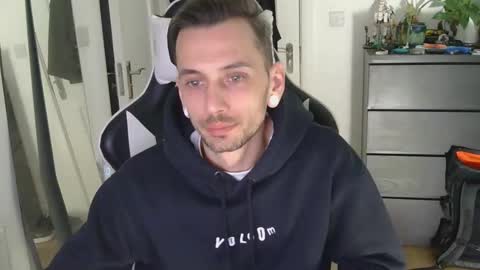 georgek0011 online show from March 2026 01:31:02 AM