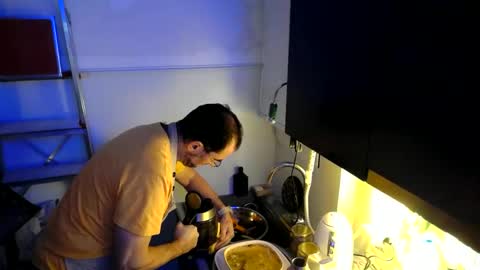 Snapshot of georgempt chatting on January 2025 02:11:02 AM georgempt online show from January 2025 02:11:02 AM