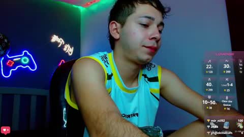 Snapshot of georgesmith_1 chatting on January 2025 06:31:02 AM GEORGE online show from January 2025 06:31:02 AM