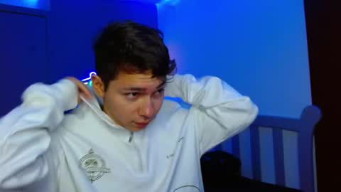 Snapshot of georgesmith_1 chatting on January 2025 02:04:01 AM GEORGE online show from January 2025 02:04:01 AM