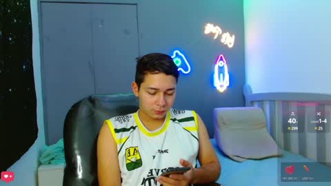 Snapshot of georgesmith_1 chatting on January 2025 10:45:01 AM GEORGE online show from January 2025 10:45:01 AM