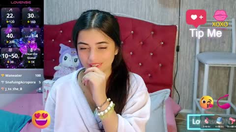 Snapshot of georgia_oli chatting on January 2025 01:02:01 PM georgia_oli online show from January 2025 01:02:01 PM