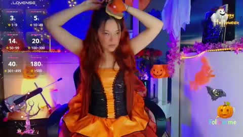 georgina_moschino online show from October 2025 10:55:01 PM