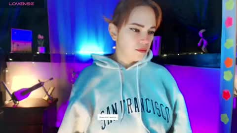 Snapshot of georgina_moschino chatting on June 2026 03:51:01 AM georgina_moschino online show from June 2026 03:51:01 AM