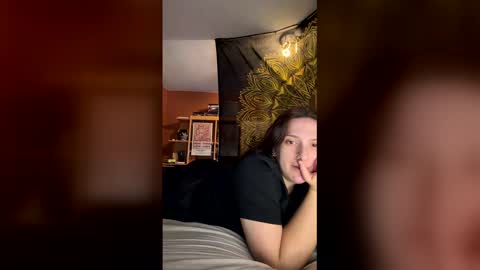 Georgina Moor online show from April 2026 05:43:02 PM