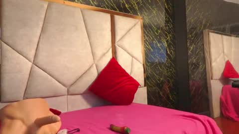 geraldinesuaan online show from September 2025 03:17:02 AM