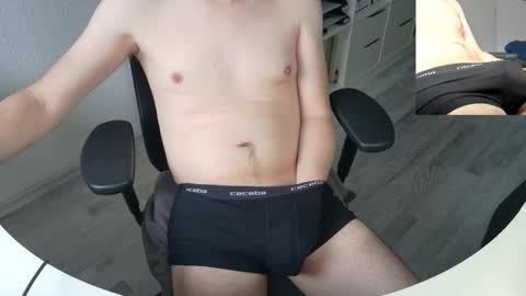 Snapshot of germinator33 chatting on November 2025 09:42:02 AM germinator33 online show from November 2025 09:42:02 AM