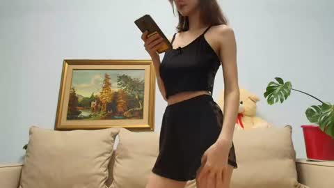 Snapshot of gertrudewilkosz chatting on July 2026 09:17:02 PM Lilly online show from July 2026 09:17:02 PM