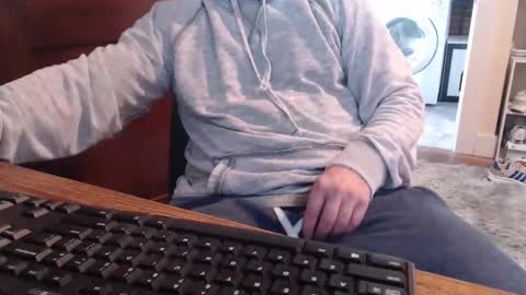 gethoggy online show from November 2025 01:44:01 PM