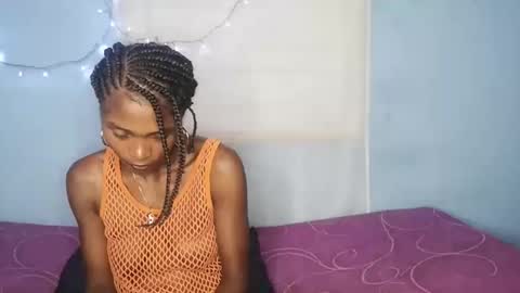 gggloria online show from February 2026 07:45:01 PM