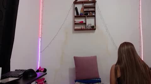 Snapshot of ghadats chatting on February 2025 03:10:02 AM L A U R A online show from February 2025 03:10:02 AM