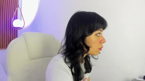 Snapshot of ghostmila chatting on April 2026 01:14:02 PM Milaa online show from April 2026 01:14:02 PM