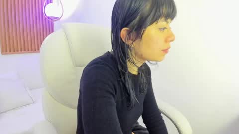 Snapshot of ghostmila chatting on April 2026 11:53:01 AM Milaa online show from April 2026 11:53:01 AM