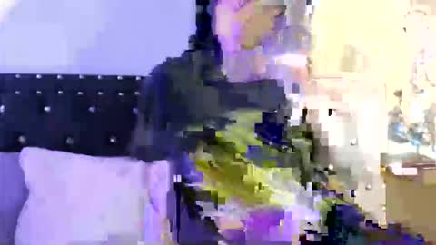 Allison  online show from November 2025 08:09:01 PM