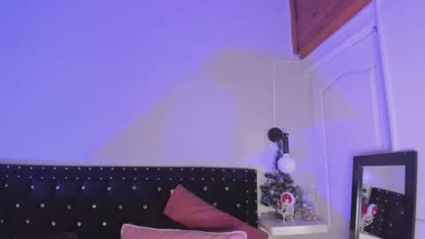 Allison  online show from December 2025 08:39:01 PM