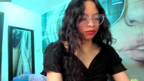 giaa rossi online show from September 2025 01:05:02 PM