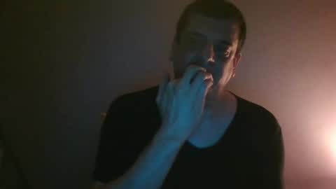 Snapshot of giaco1982 chatting on November 2025 06:19:01 AM samuel online show from November 2025 06:19:01 AM