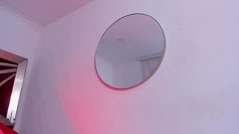 Gia  online show from February 2025 09:31:01 PM