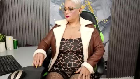 Snapshot of gianellacox chatting on February 2026 12:45:02 PM online show from February 2026 12:45:02 PM