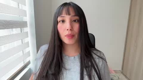 Snapshot of giannalee_ chatting on April 2026 07:09:02 PM Gianna Lee online show from April 2026 07:09:02 PM