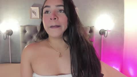 Snapshot of giannaslimjb chatting on September 2025 03:44:01 AM giannaslimjb online show from September 2025 03:44:01 AM