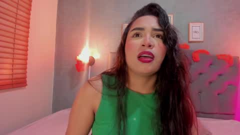 Snapshot of giannaslimjb chatting on October 2025 03:48:01 AM giannaslimjb online show from October 2025 03:48:01 AM