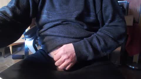 Gianni9000000 online show from February 2025 09:36:02 AM