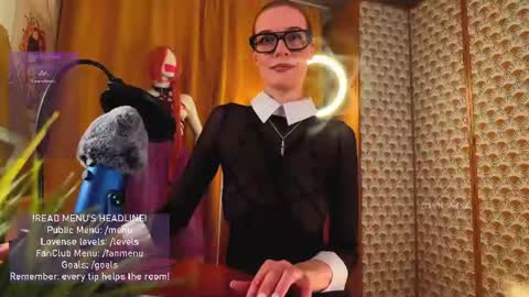 Snapshot of giantess_eva chatting on June 2026 09:19:02 PM Eva online show from June 2026 09:19:02 PM