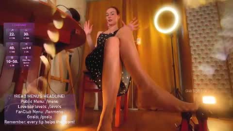 Snapshot of giantess_eva chatting on July 2026 04:44:01 PM Eva online show from July 2026 04:44:01 PM