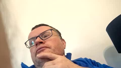 Snapshot of giddyup2222222 chatting on January 2026 01:04:01 PM giddyup2222222 online show from January 2026 01:04:01 PM