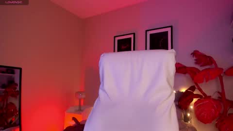 GIGI online show from February 2026 05:34:02 AM