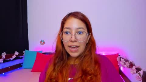 gigimooon online show from September 2025 11:17:02 PM