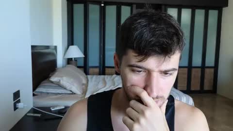 gilbertogonzales online show from December 2025 03:38:02 AM